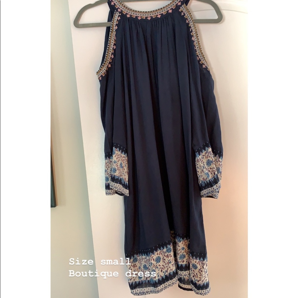 Cold shoulder dress— boutique